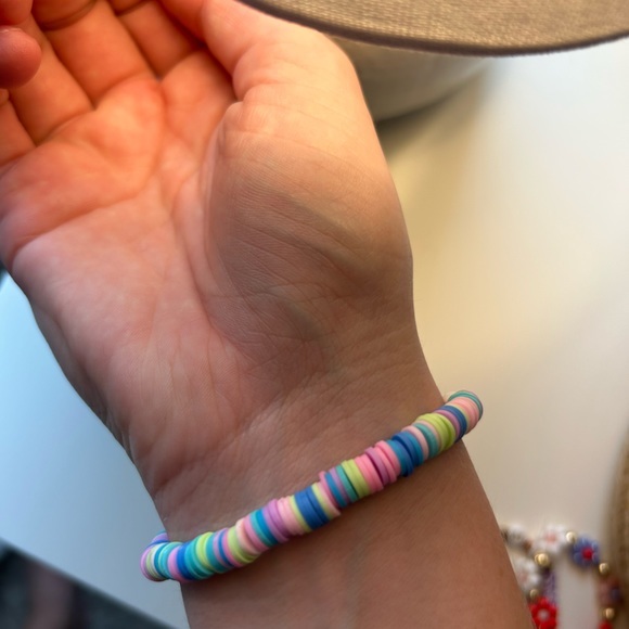 Taylor Swift eras tour friendship bracelet - Picture 3 of 3